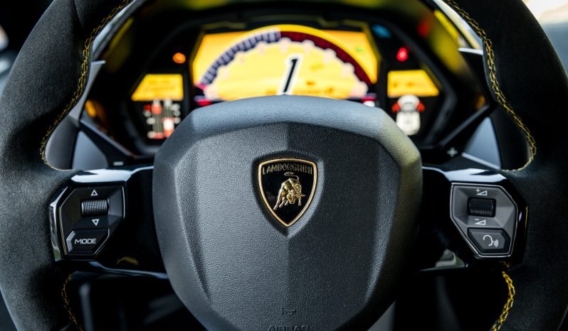 2017 Lamborghini Aventador LP 750-4 SV full