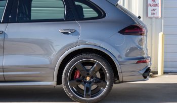 2018 Porsche Cayenne GTS full