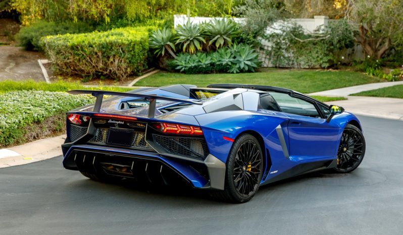 2017 Lamborghini Aventador LP 750-4 SV full