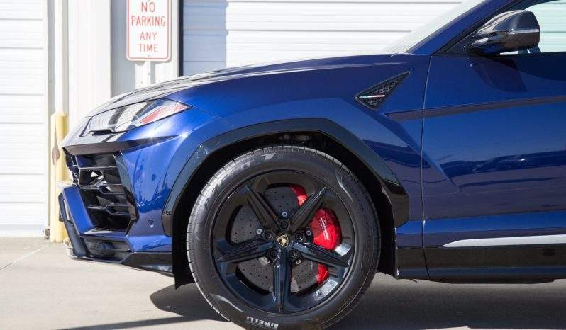 2019 Lamborghini Urus AWD full