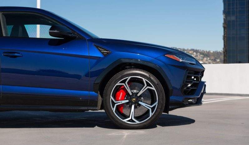 2021 Lamborghini Urus full