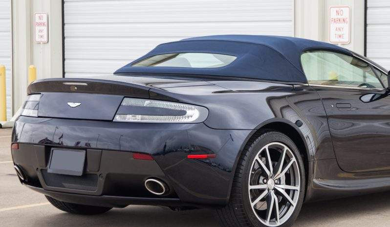 2012 Aston Martin V8 Vantage Roadster full