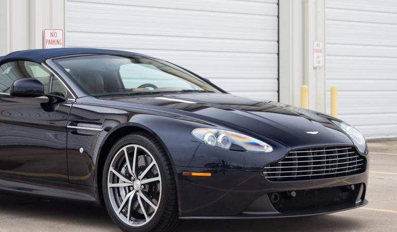 2012 Aston Martin V8 Vantage Roadster full