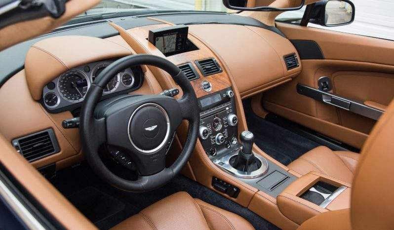 2012 Aston Martin V8 Vantage Roadster full