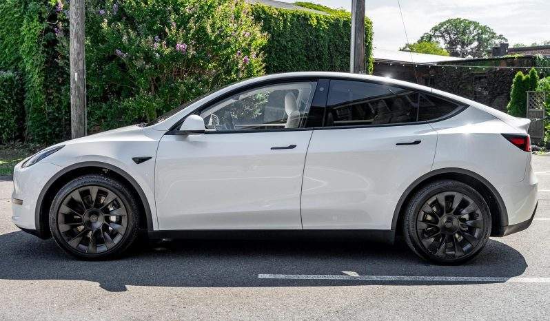 2023 Tesla Model Y Long Range AWD full